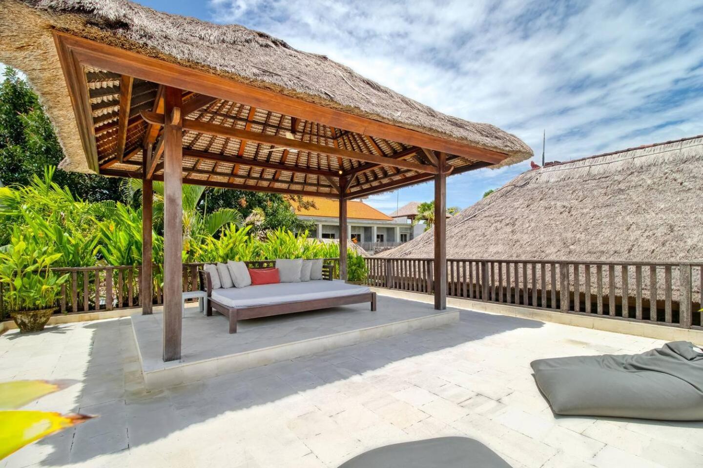 The Residence Seminyak Extérieur photo